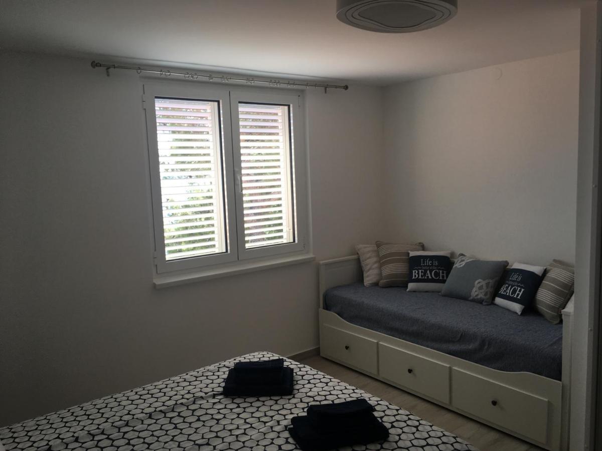 Apartment Behin Martinscica  Bagian luar foto